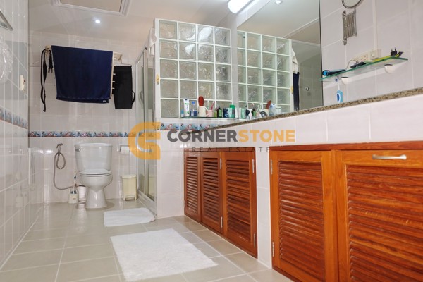 Picture of 7 bedroom House in  East Pattaya