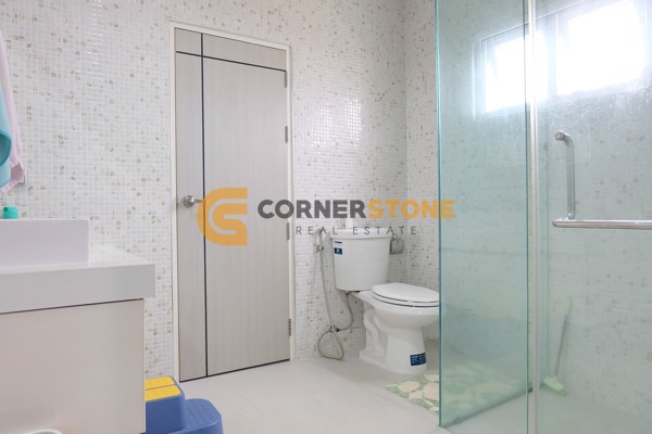 Picture of บ้าน 4 ห้องนอน ในโครงการ Lakeside Court 5 ตั้งอยู่ที่ พัทยาตะวันออก