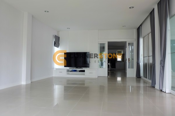 Picture of 4 bedroom House in SP Village 5 Mabprachan East Pattaya