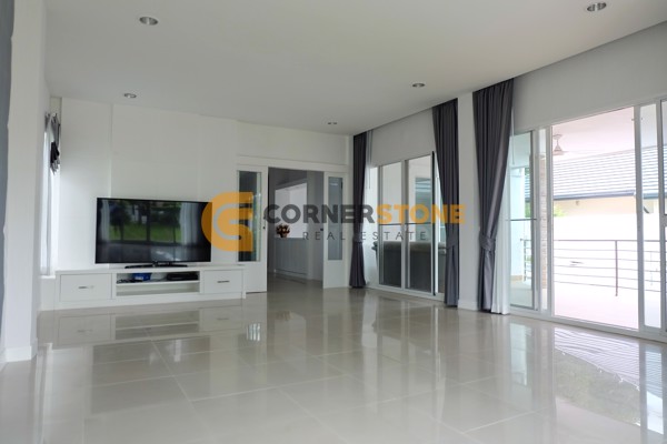 Picture of 4 bedroom House in SP Village 5 Mabprachan East Pattaya