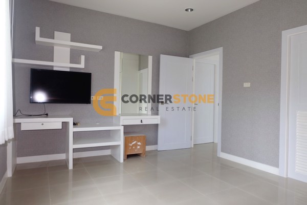 Picture of 4 bedroom House in SP Village 5 Mabprachan East Pattaya