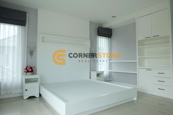 Picture of 4 bedroom House in SP Village 5 Mabprachan East Pattaya