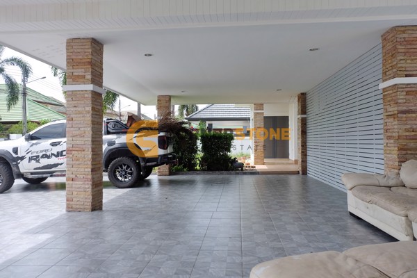 Picture of 4 bedroom House in SP Village 5 Mabprachan East Pattaya