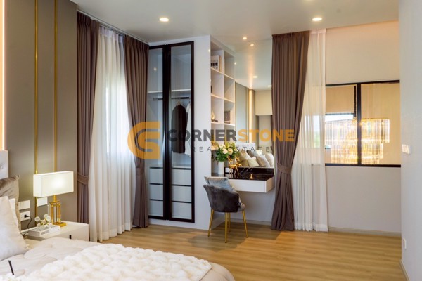 Picture of 4 bedroom House in Thamber Pool Villa Huay Yai