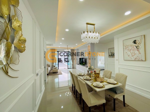 Picture of 3 bedroom House in  East Pattaya