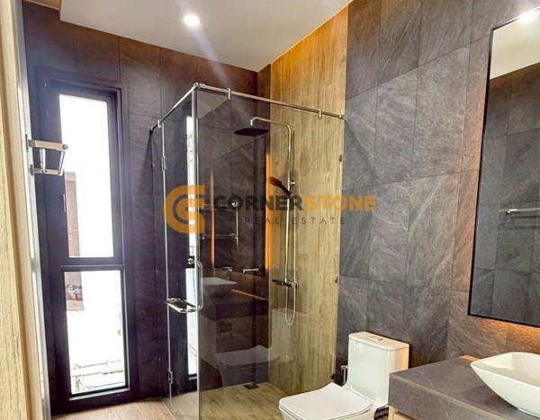 Picture of 5 bedroom House in Impress House East Pattaya
