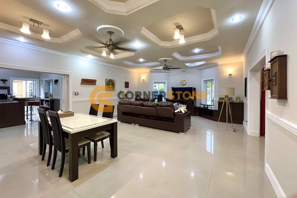 Picture of 4 bedroom House in  East Pattaya