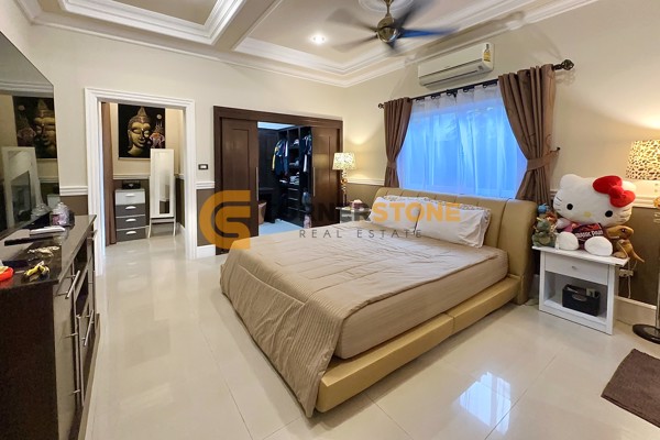 Picture of 4 bedroom House in  East Pattaya