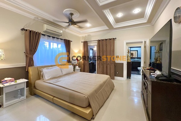 Picture of 4 bedroom House in  East Pattaya