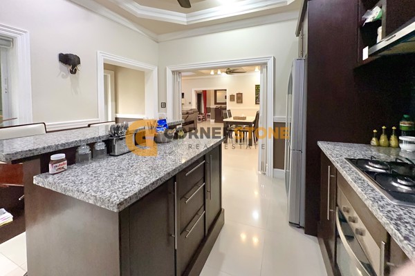Picture of 4 bedroom House in  East Pattaya
