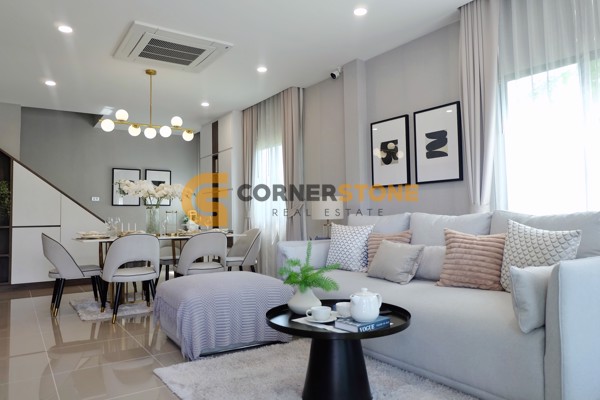 Picture of 4 bedroom House in Tropical Village 3 Huay Yai