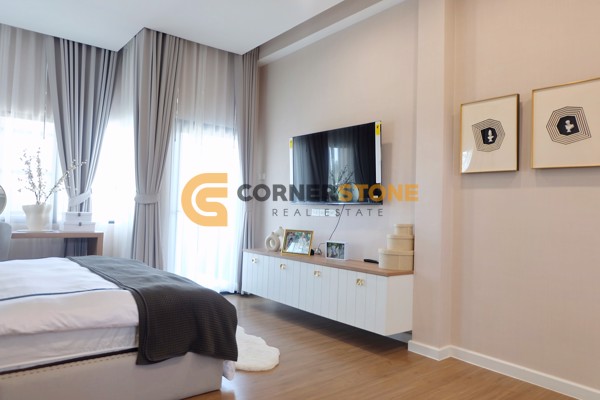 Picture of 4 bedroom House in Tropical Village 3 Huay Yai