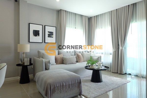 Picture of 4 bedroom House in Tropical Village 3 Huay Yai