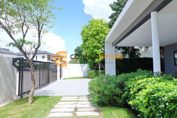 Picture of 4 bedroom House in Tropical Village 3 Huay Yai