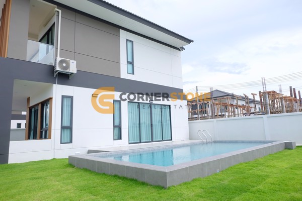 Picture of 4 bedroom House in Tropical Village 3 Huay Yai