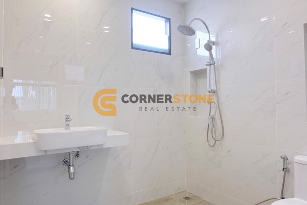 Picture of 4 bedroom House in Tropical Village 3 Huay Yai