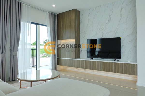 Picture of 4 bedroom House in Tropical Village 3 Huay Yai