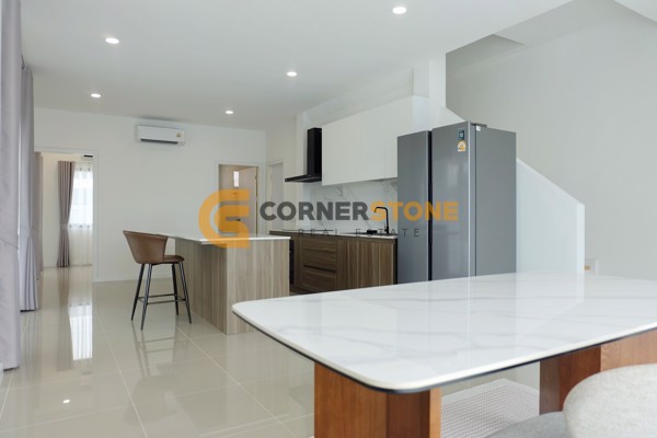 Picture of 4 bedroom House in Tropical Village 3 Huay Yai