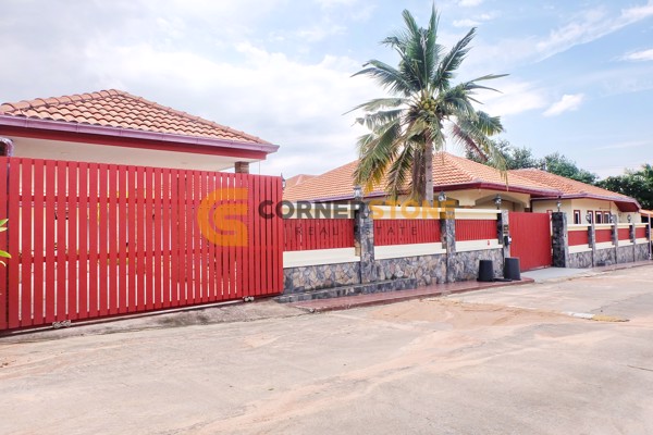Picture of 4 bedroom House in Eakmongkol Village 4 East Pattaya