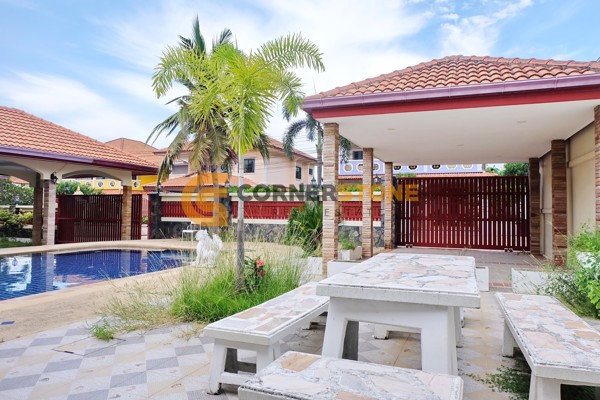 Picture of 4 bedroom House in Eakmongkol Village 4 East Pattaya