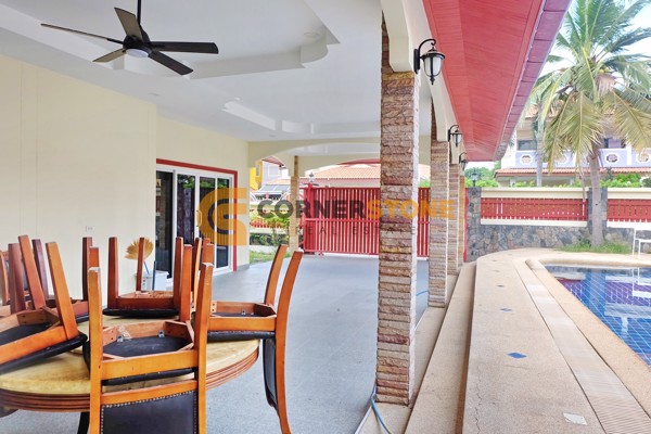 Picture of 4 bedroom House in Eakmongkol Village 4 East Pattaya