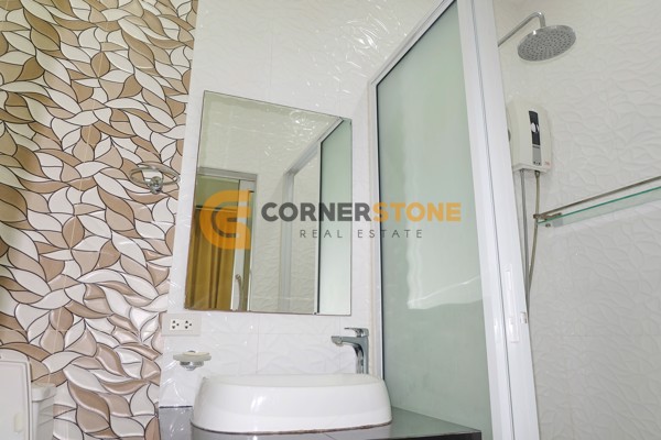 Picture of 4 bedroom House in Eakmongkol Village 4 East Pattaya