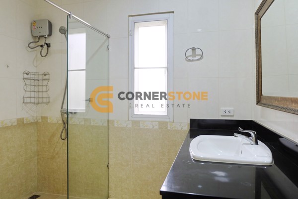 Picture of 3 bedroom House in Baan Panalee Huay Yai