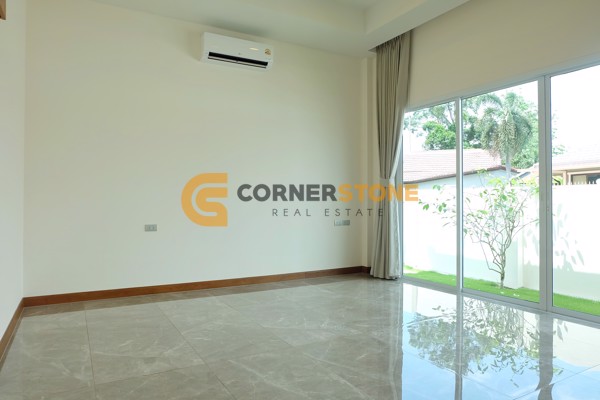 Picture of บ้าน 3 ห้องนอน ในโครงการ Lakeside Court 1 Mabprachan Lake ตั้งอยู่ที่ พัทยาตะวันออก