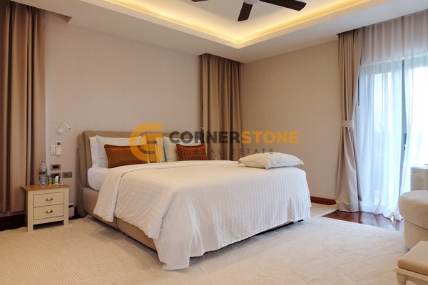 Picture of 4 bedroom House in Lakeside Court 1 Mabprachan Lake East Pattaya
