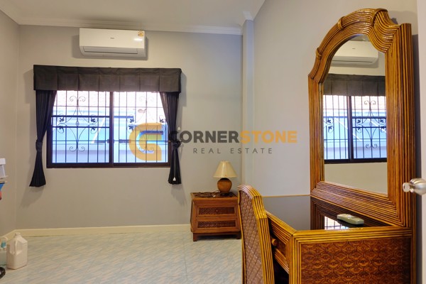 Picture of 4 bedroom House in Eakmongkol Village 4 East Pattaya