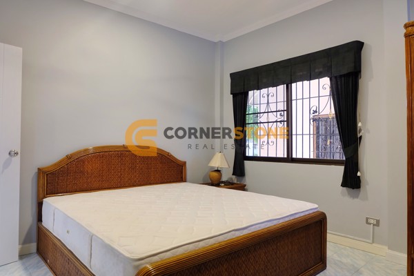 Picture of 4 bedroom House in Eakmongkol Village 4 East Pattaya