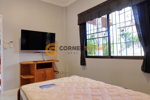 Picture of 4 bedroom House in Eakmongkol Village 4 East Pattaya