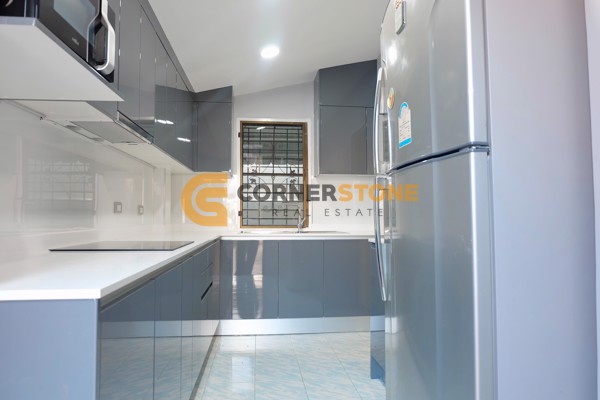 Picture of 4 bedroom House in Eakmongkol Village 4 East Pattaya