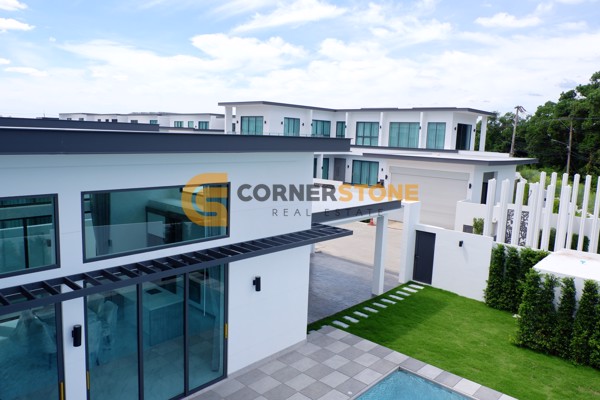 Picture of บ้าน 4 ห้องนอน ในโครงการ ลายัน เรสซิเดนเซส พัทยา ตั้งอยู่ที่ พัทยาตะวันออก