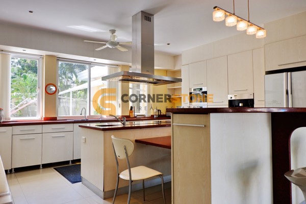 Picture of 8 bedroom House in East Pattaya