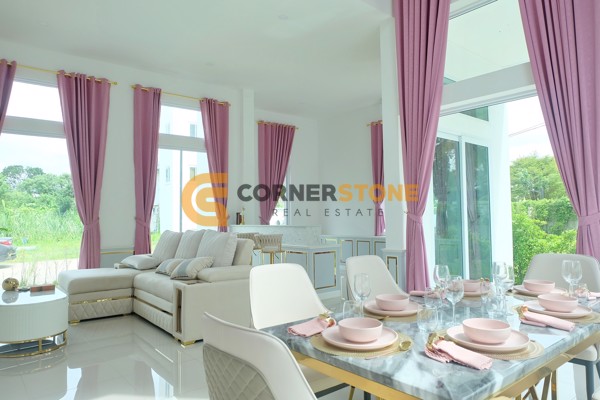 Picture of บ้าน 4 ห้องนอน ในโครงการ Eden Luxury Villas Phoenix Golf Course ตั้งอยู่ที่ ห้วยใหญ่