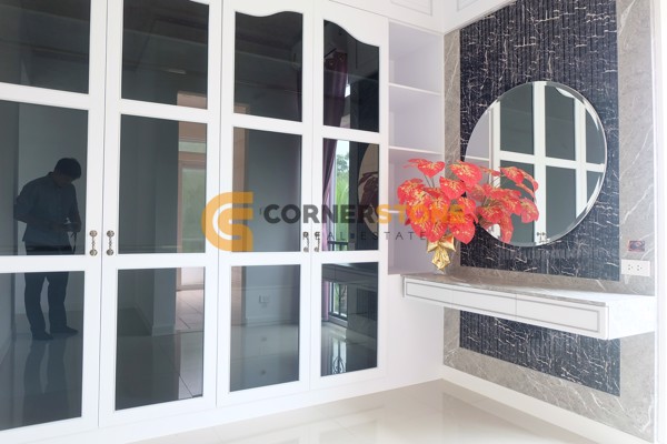 Picture of บ้าน 4 ห้องนอน ในโครงการ Eden Luxury Villas Phoenix Golf Course ตั้งอยู่ที่ ห้วยใหญ่