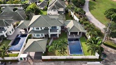 Picture of 4 bedroom House in Green Field Villa 5 East Pattaya