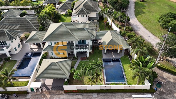 Picture of 4 bedroom House in Green Field Villa 5 East Pattaya
