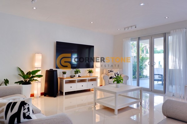 Picture of 4 bedroom House in Green Field Villa 5 East Pattaya