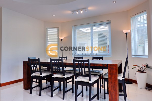 Picture of 4 bedroom House in Green Field Villa 5 East Pattaya