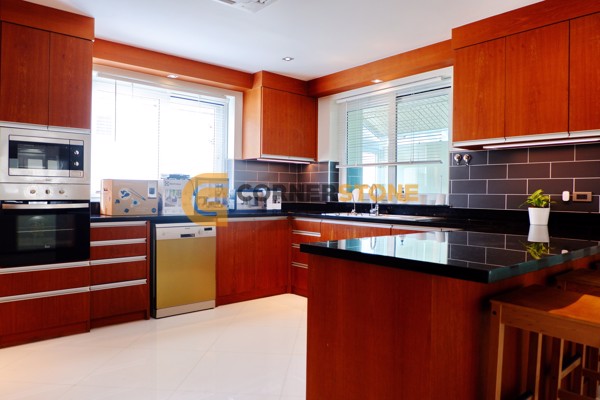 Picture of 4 bedroom House in Green Field Villa 5 East Pattaya