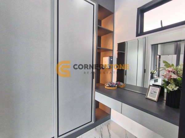 Picture of 3 bedroom House in  Chonburi