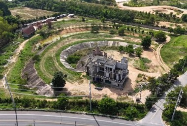 Picture of 15 Rai Land Plot in Pong