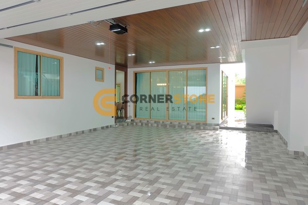 Picture of 4 bedroom House in Baan Mae Bibury East Pattaya