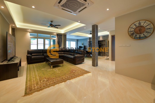 Picture of 5 bedroom House in  Pattaya