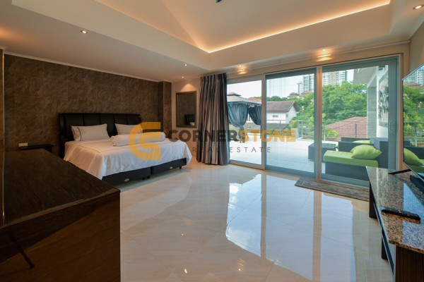 Picture of 5 bedroom House in  Pattaya