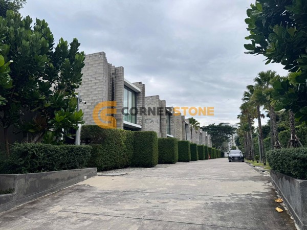 Picture of Cross Pattaya Oceanphere