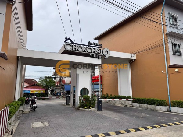 Picture of Chockchai Village 9