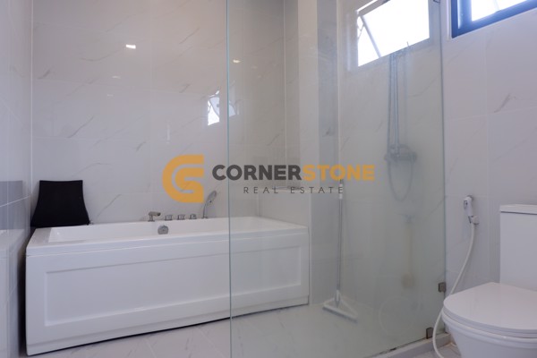 Picture of 6 bedroom House in Chockchai Village 9 East Pattaya